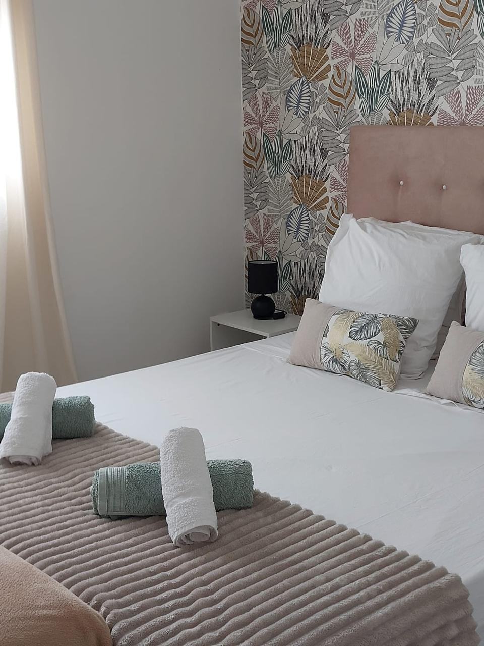 Chambre aux tons poudrés